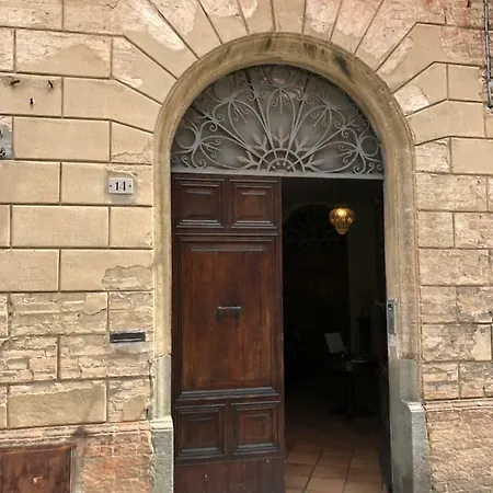 Casa Del Cavaliere - Central In * Siena